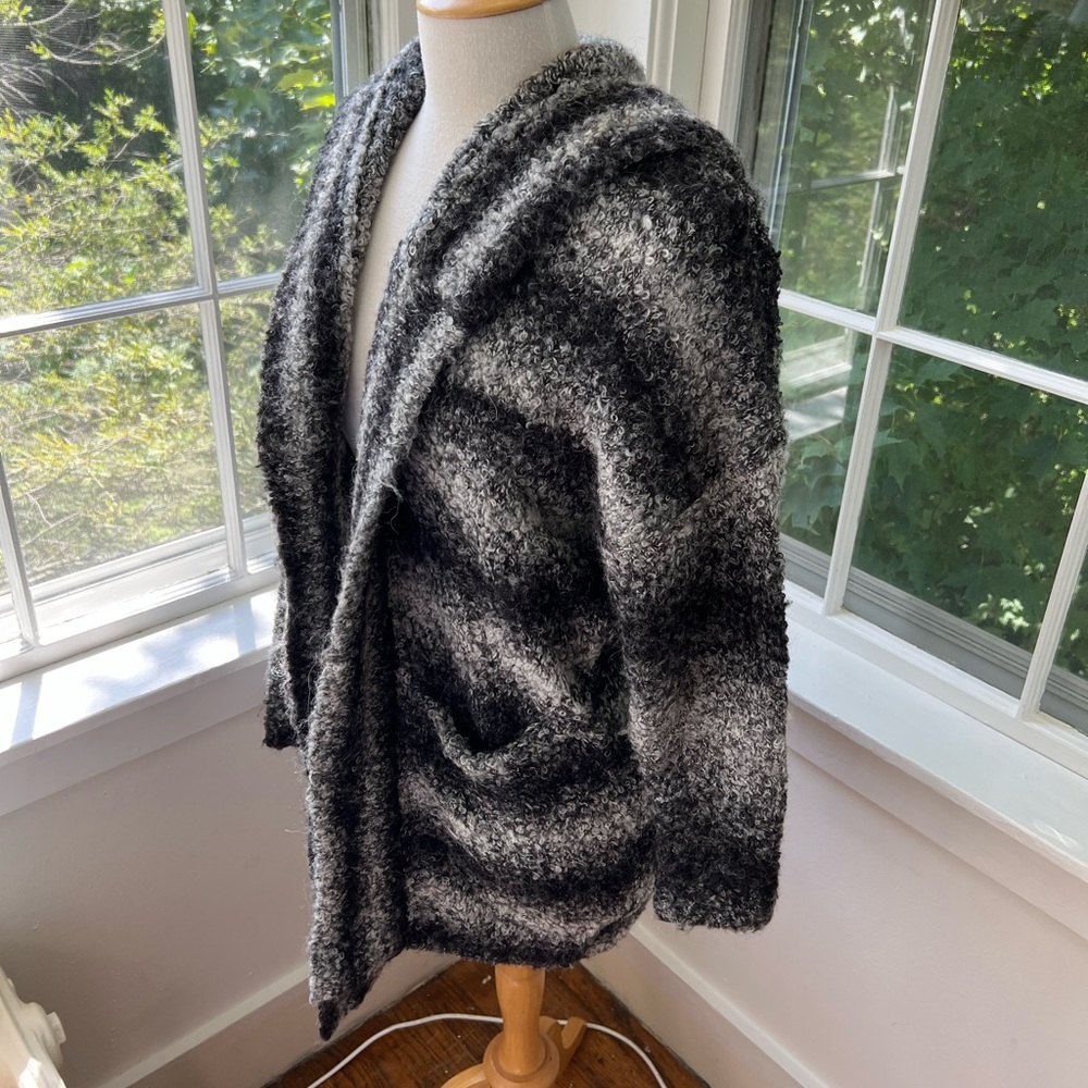 FRENCH CONNECTION alpaca blend boucle cozy hooded cardigan with pockets - Picture 1 of 9